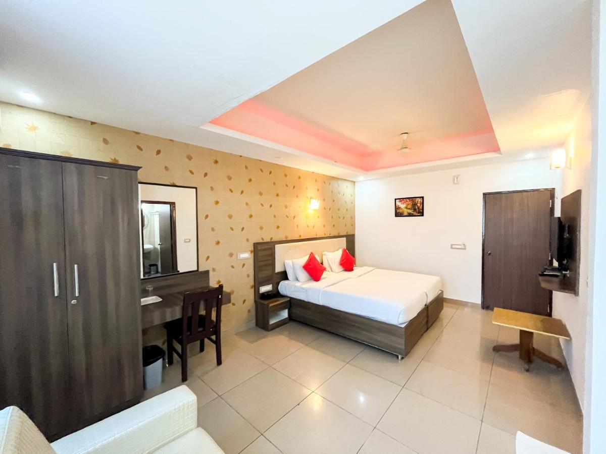 Hotel Victory Grand Attibele Exterior foto